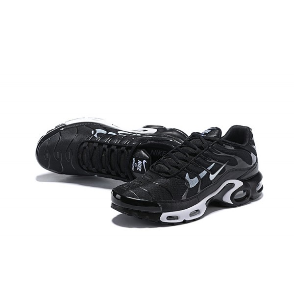 OG Tony (M) Nike Air Max Plus Tn Black White 815994-004 Sneakers